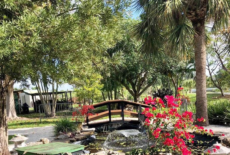nature retreat at lakes regional park in fort myers